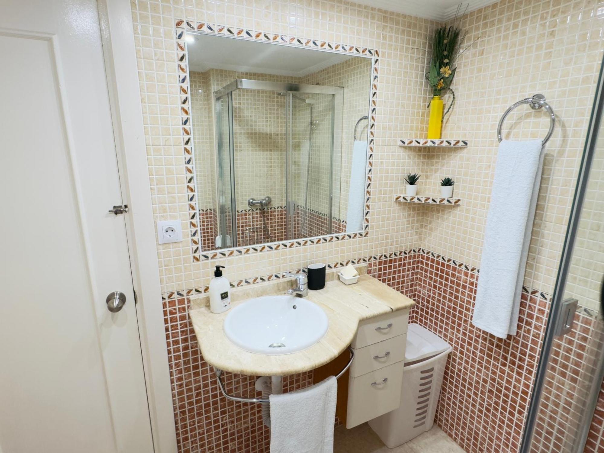 Appartement G&g Benalbeach Mediterranean Views *